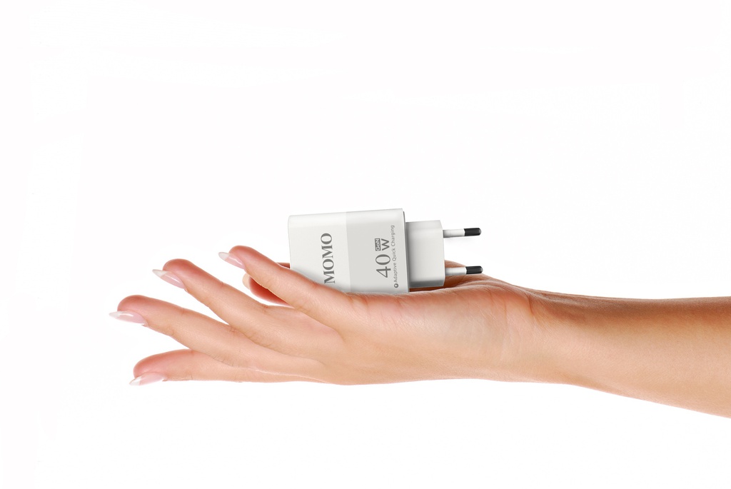 MoMo Home charger  40w( Warranty24month ) model: 066602